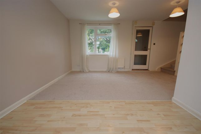 127, Appletrees, Bar Hill photo 4