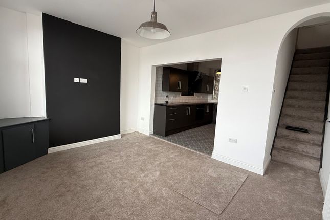 11, Victoria Street, ROTHERHAM photo 2
