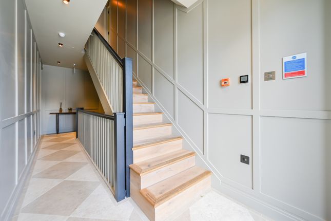 8, Second Floor, 50, Creswick Road, London photo 3