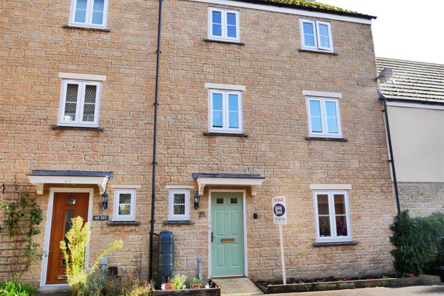 Terraced house for sale in Linnet Road, Lansdowne Park, Calne
