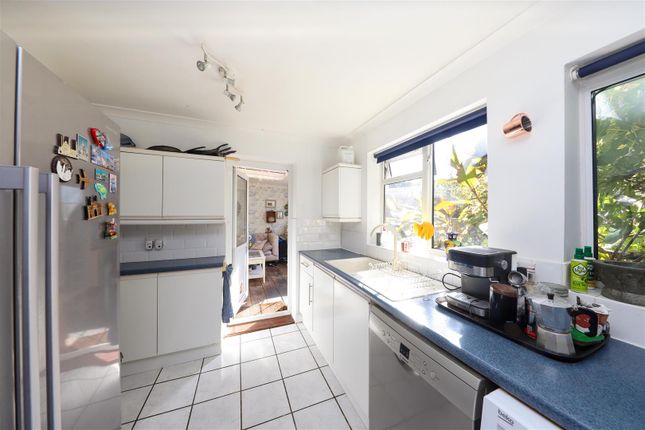 147, Leybourne Road, Hillingdon photo 4