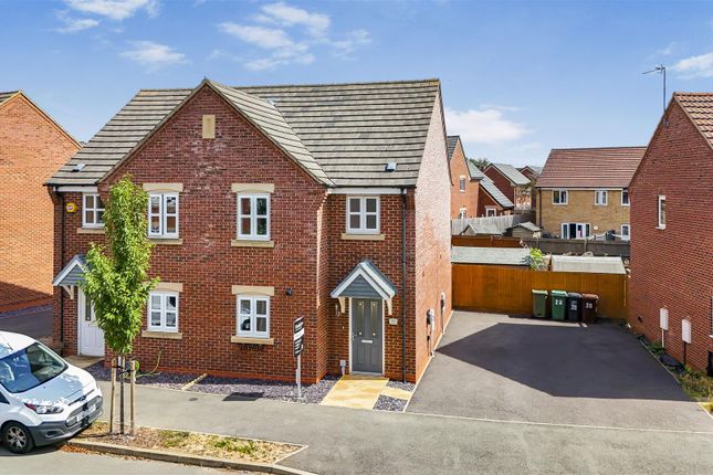 26, Southfield Avenue, Loughborough photo 2