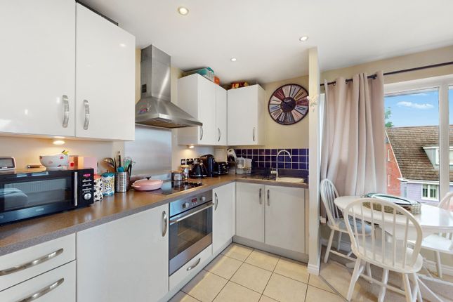 10 Highbridge House, 14 Wren Lane, Greater London photo 4