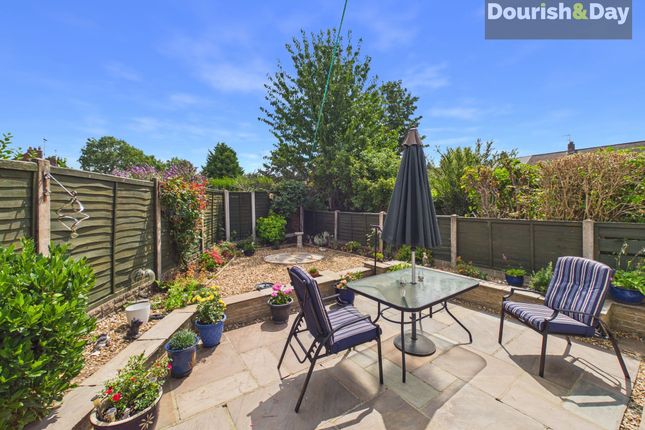 41 John Amery Drive, Stafford photo 4