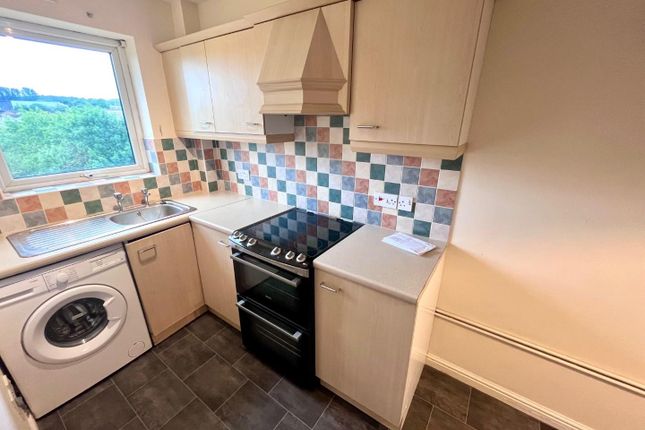 Bagleys Road, Brierley Hill photo 3