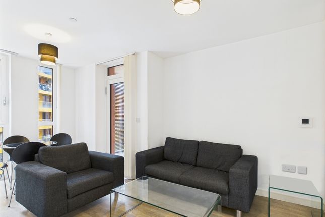 32, Ossel Court, 13, Telegraph Avenue, London photo 4
