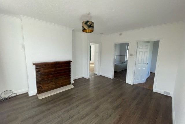 443 Wisbech Road, March photo 4