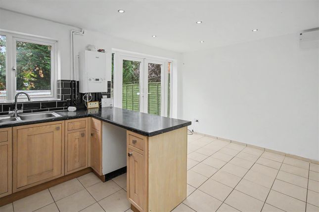22, Mackenzie Road, Raunds photo 4