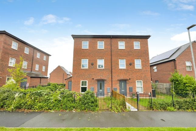 2-bed house on 50, Cardwell Road, Leeds, £59,400