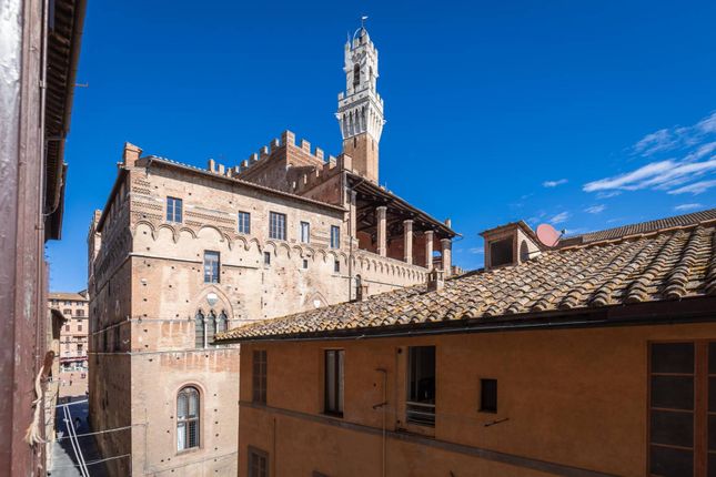Apartment for sale in Siena, Siena, Toscana