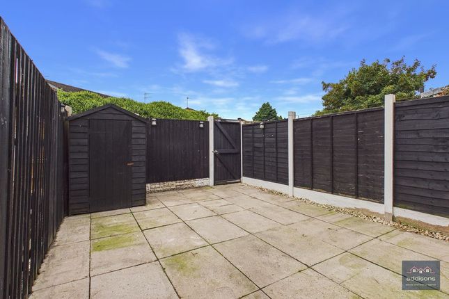 26, Moor Road, Wigan photo 4