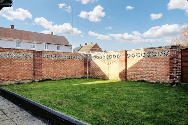 Semi-detached house for sale in Skerry Rise, Broomfield, Chelmsford