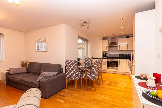 Flat for sale in Smeaton Court, Hertford, Hertfordshire