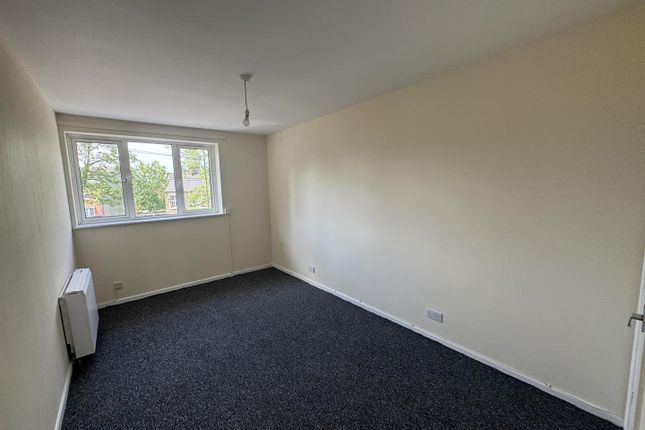 5A Berisford Court, Belle Vue Road, Cinderford photo 3