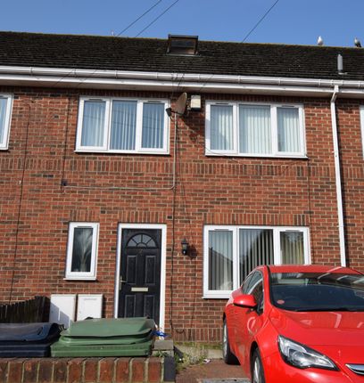 Thumbnail Town house for sale in Hendon Road, Sunderland, Tyne And Wear