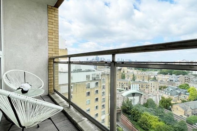 Property to rent in Westferry Circus, London