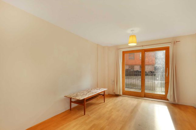 Flat for sale in Cam Road, Stratford