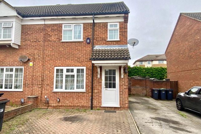 Thumbnail Semi-detached house to rent in Dorrington Close, Luton