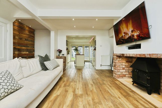 10, Eccleston Road, Doncaster photo 3