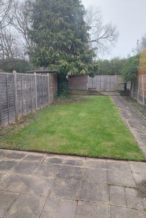 85, Clyfford Road, Ruislip photo 4