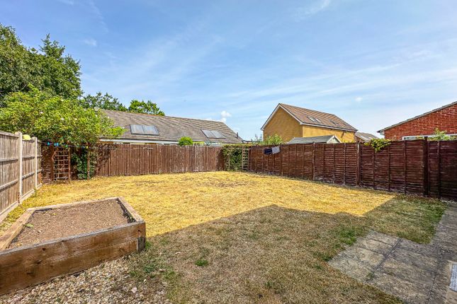 62, Leighton Drive, Taunton photo 2
