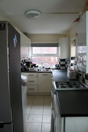 Thumbnail Terraced house to rent in Forest Grove, Nottingham