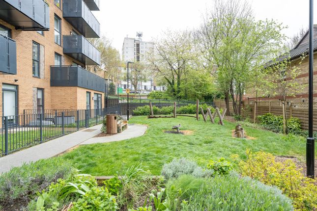 Flat for sale in Lena Kennedy Close, London