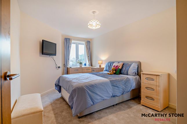 Flat for sale in Overnhill Road, Downend, Bristol
