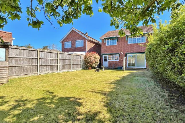 1, Ashes Close, Walton-on-the-Naze photo 3