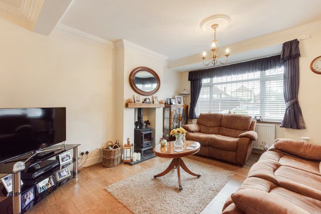 12, Fen Grove, Sidcup photo 4