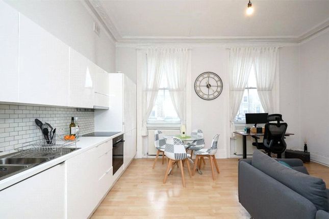 Flat 3, 111, Finborough Road, London photo 4