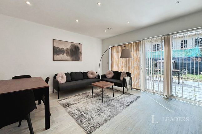 12, Goldstone Lane, Goldstone Lane photo 3