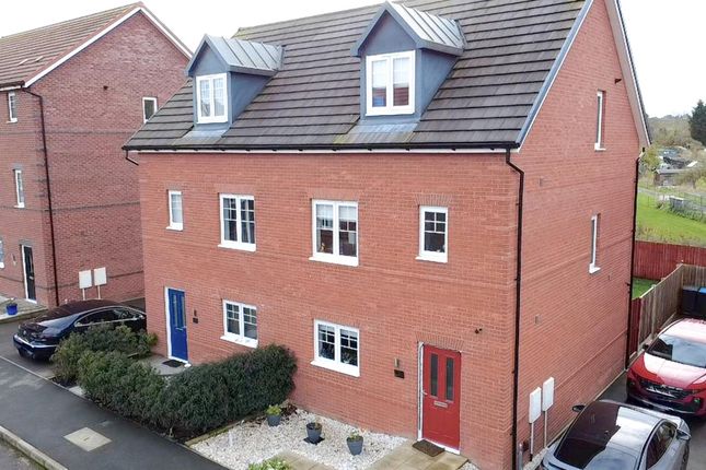 Whatsapp Image 2025-11-11 At 13.45.46_F13976Ef-2.J