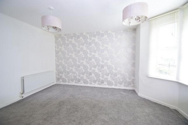 40, Hartington Court, Gateshead photo 3