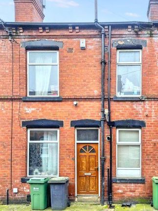 1-bed house on 3, Marley Grove, Leeds, £60,000