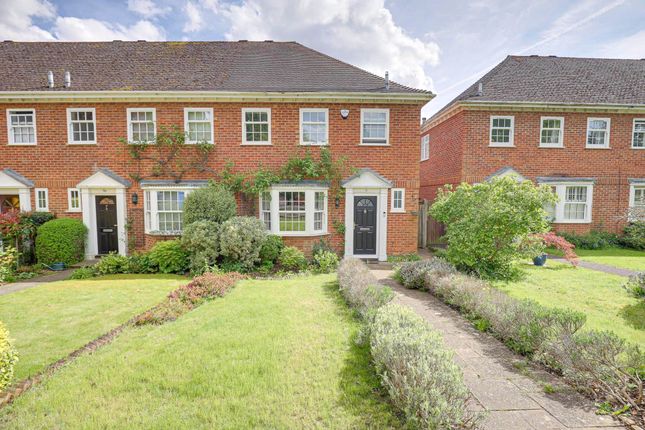 Thumbnail End terrace house for sale in Grosvenor Road, Caversham