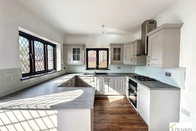 45 Fitzroy Avenue, Ebbw Vale photo 2