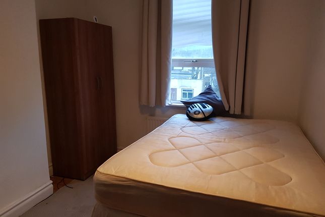 Thumbnail Room to rent in Elspeth Road, Wembley