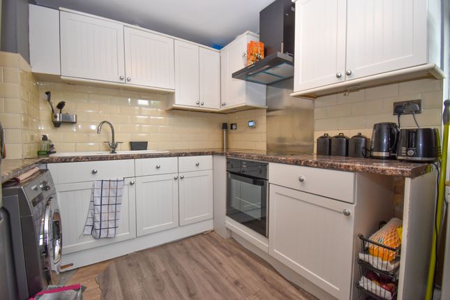 303 Kashmir Road, Leicester photo 2