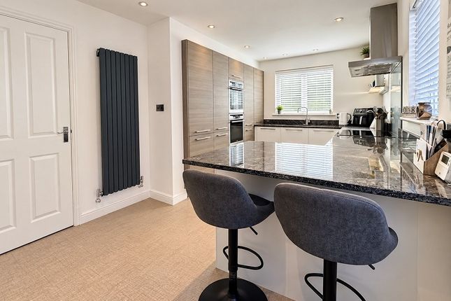 45, St. Peters Avenue, Pontyclun photo 4