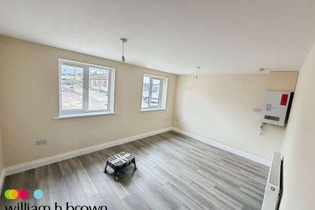 Flat 5, Springwood Terrace, St Josephs Cresent, Rayne Road, BRAINTREE photo 3