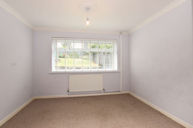 28, Southgate Avenue, Llantrisant photo 4