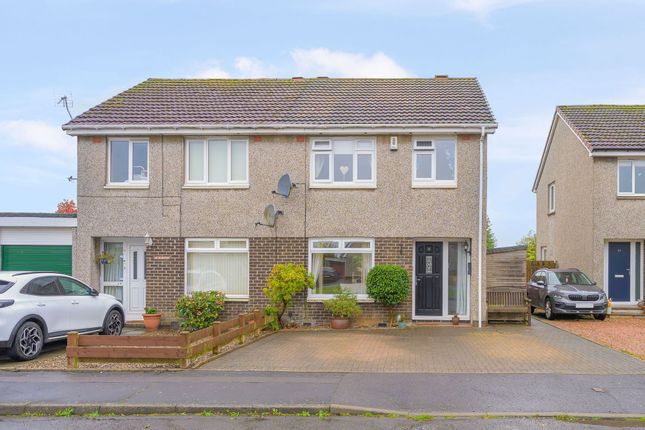 3-bed semi-detached on 25 Drummormie Road, Dunfermline, £199,995