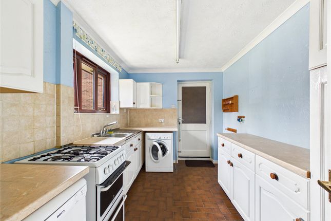 73, Barley Way, Colchester photo 3