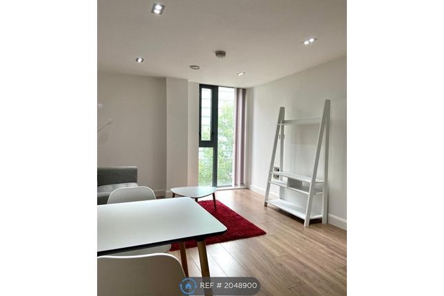Flat to rent in Paradise St, Liverpool