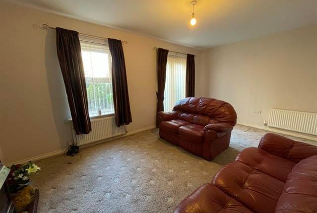 10, Spring Street, STOCKTON-ON-TEES photo 4
