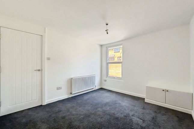 180, Luton Road, Chatham photo 5