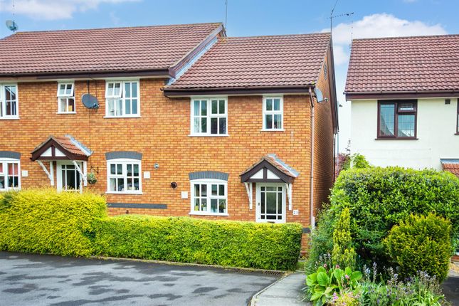 End terrace house to rent in Wavytree Close, Warwick