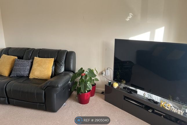 Wayside Crescent, Hampton Vale, Peterborough photo 4