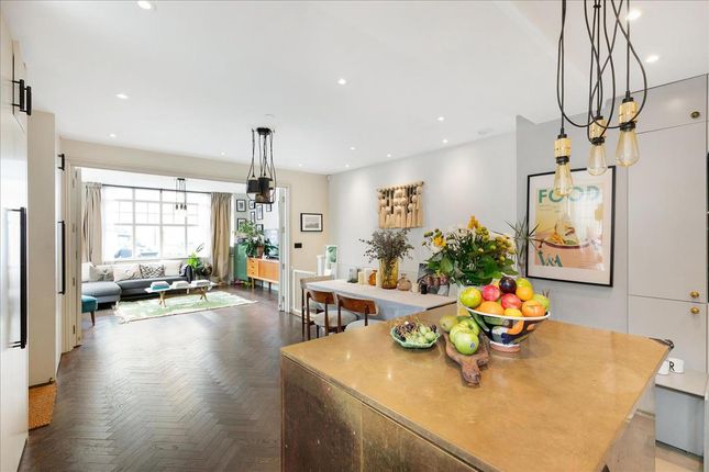 Flat for sale in St Olaf's Road, Fulham, London